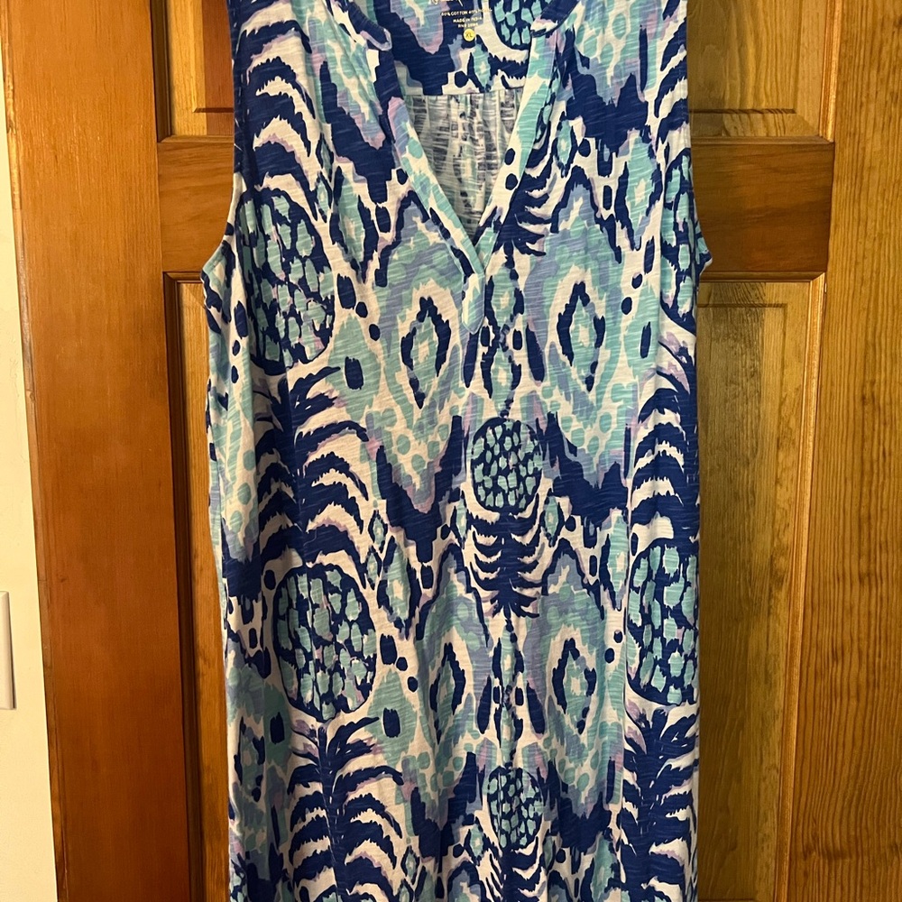 Lilly Pulitzer Blue and Cream Patterned Top